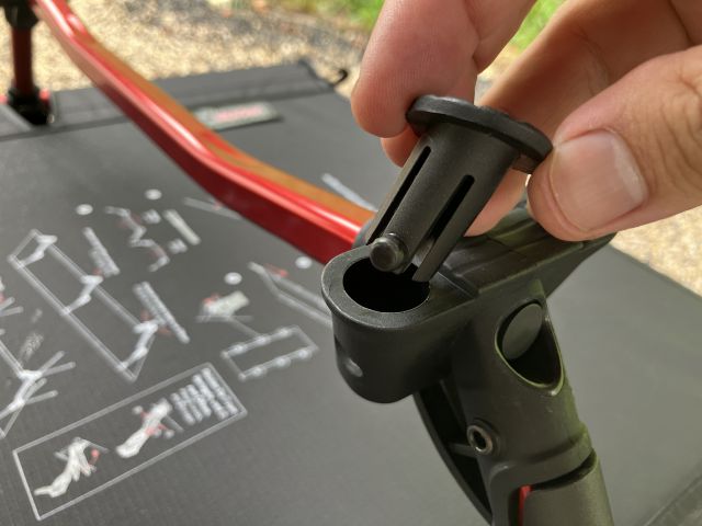 alpidex ウルトラライト2wayコット ハイスタイルのレッグポールの差込口