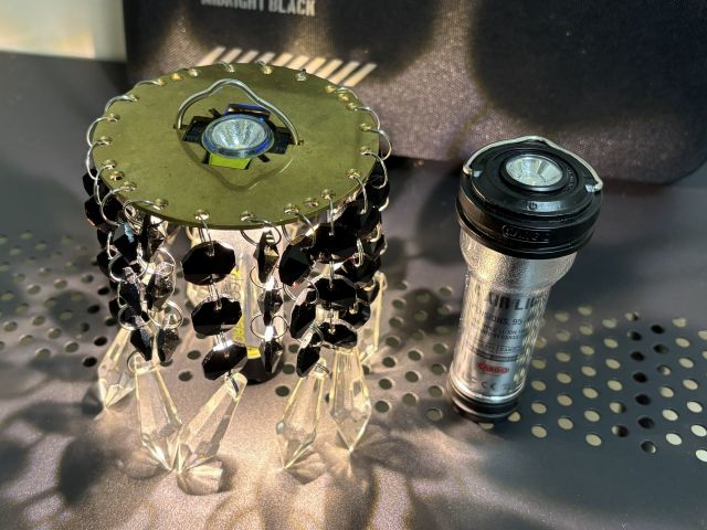 Forest&Islandのシャンデリアをゴールゼロに装着