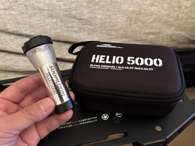 SoomloomのHELIO5000 LEDランタン、２個入り買ったのでケース付き
